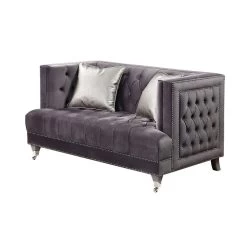 Hegio Loveseat