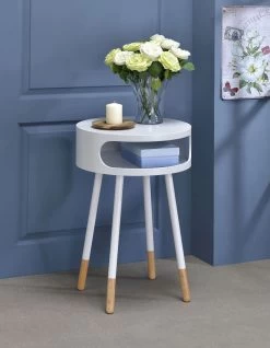 Sonria Accent Table (White)