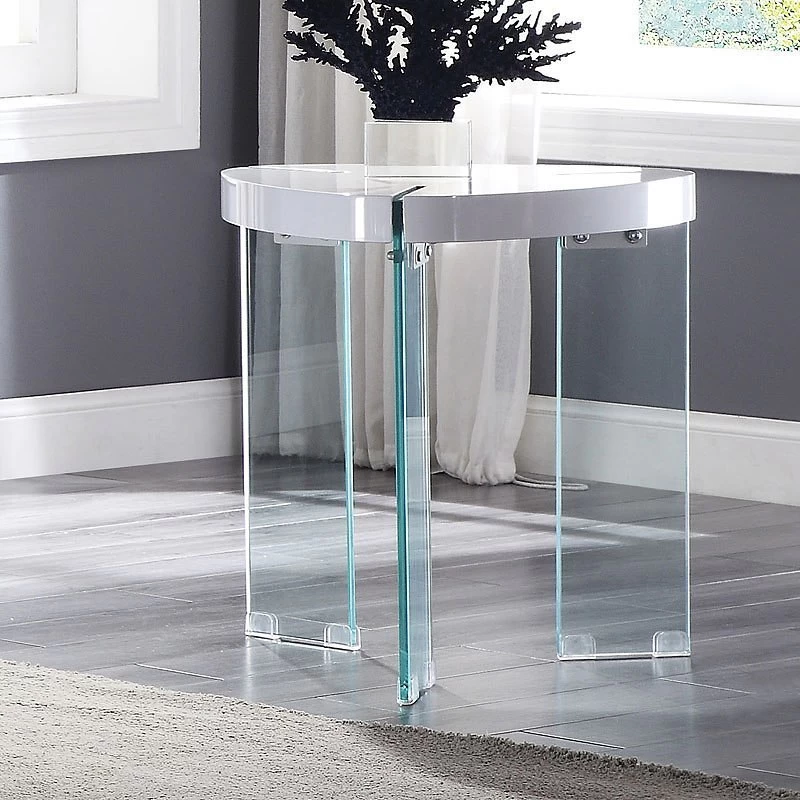 Noland Triangular Occasional Table Set (White High Gloss) 4 Noland Triangular Occasional Table Set (White High Gloss) - Image 4